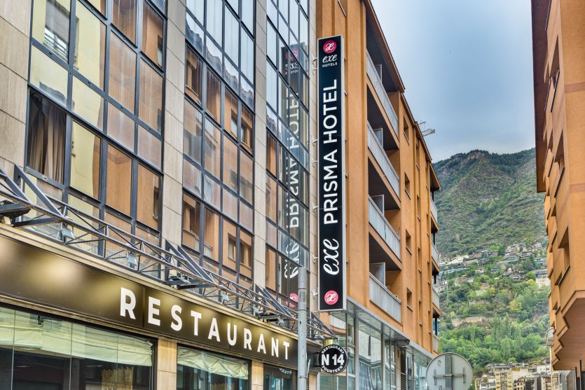 Banderola Hotel Prisma